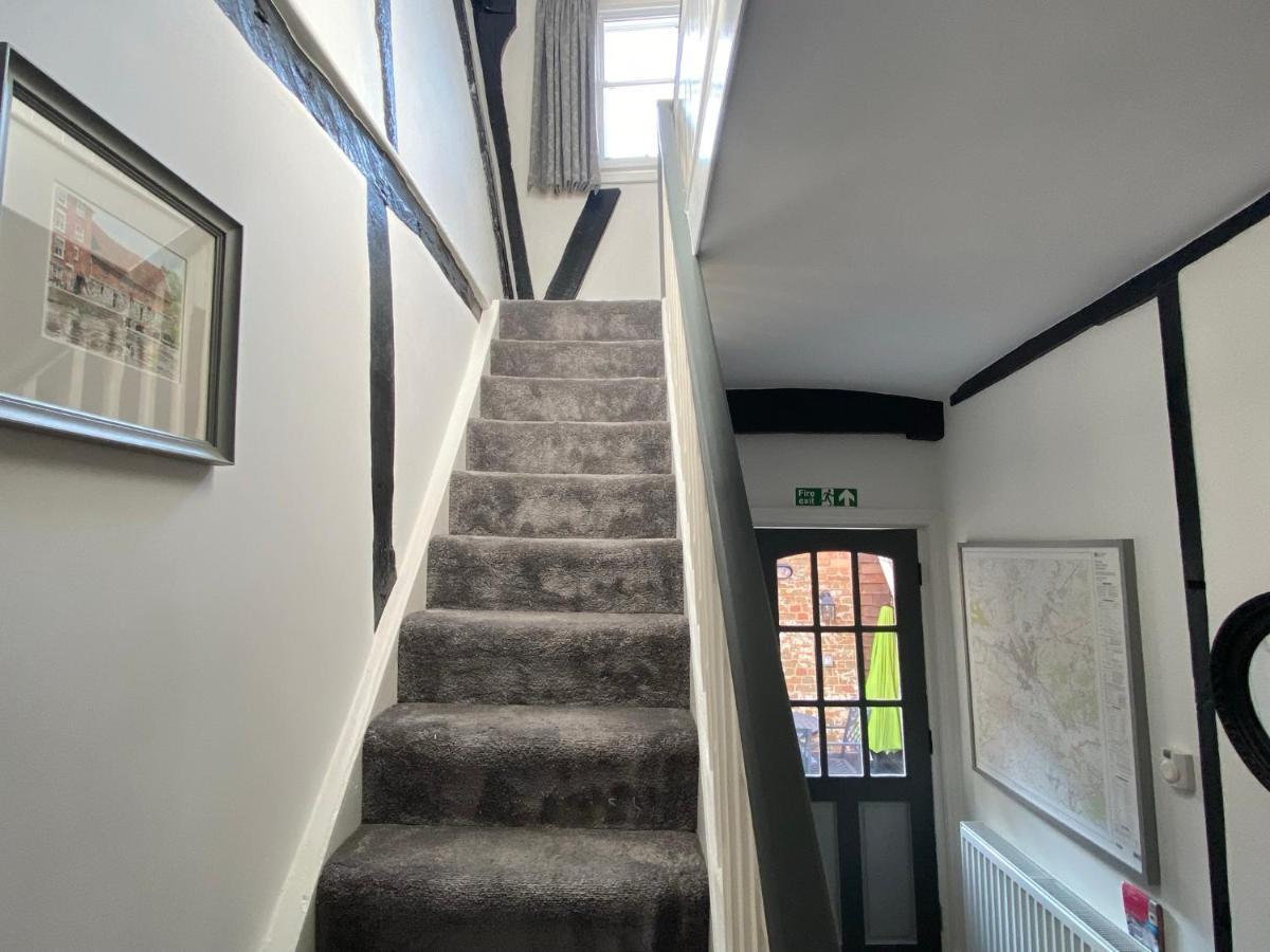 Purlins Holiday Apartment Salisbury Bagian luar foto