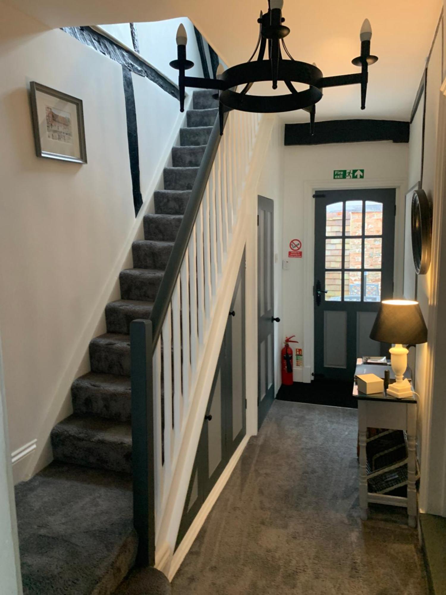 Purlins Holiday Apartment Salisbury Bagian luar foto